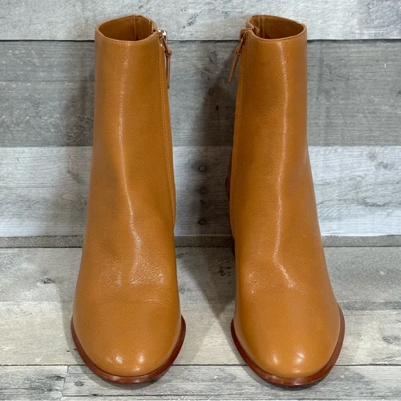 TORY BURCH BROOKE STAMPED HEEL BOOTIE IN CARAMEL CORN - SZ-10.US - Picture 5 of 12